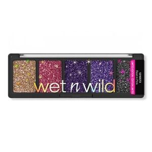 Wet N Wild Rest In Pink Fantasy Makers Glitter Eyeshadow Palette